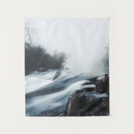 Cascade waterval op een mystieke ochtend wandkleed