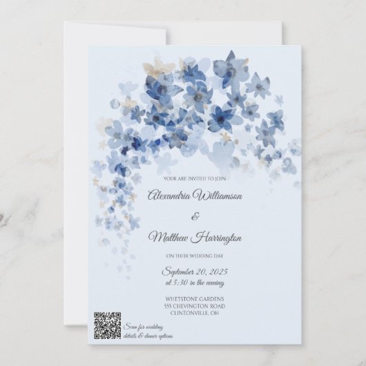 Cascading Blue Flowers QR Code Bruiloft Kaart (Voorkant)