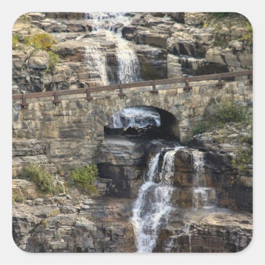 Cascading Through Stone Vierkante Sticker (Voorkant)