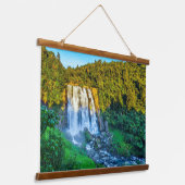Cascading Waterfall Lush Forest Landscape Zonsonde Hangend Wandkleed (Gebogen)