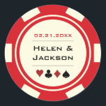 Casino Poker Chip Red en Off White Wedding Ronde Sticker<br><div class="desc">Ben je getrouwd in Las Vegas of een andere leuke casino stad? Deze rode en witte glanzende stickers zouden een perfecte aanvulling zijn op een favoriete doos,  envelop,  snoep buffet en nog veel meer.</div>