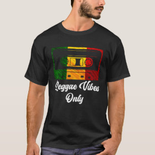 Cassette Recorder Reggae Vibes Alleen Tapes T-shirt