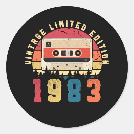  Cassettebandje 1983 Ronde Sticker (Voorkant)