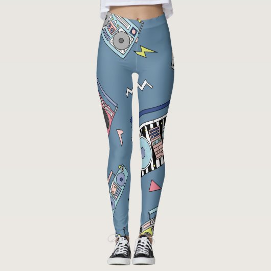  cassettespelers: Retro Naadloze Kunst Leggings (Voorkant)