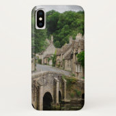 Castle Combe iPhone case in de stad Costwolds (Achterkant)