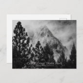 Castle Crags Moody Zwart en Wit Briefkaart (Voorkant / Achterkant)