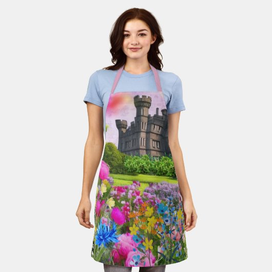 Castle Garden Schort (Gedragen)