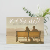Casual bruiloft Sla de datum script foto op Save The Date (Staand voorkant)
