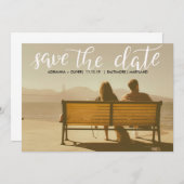 Casual bruiloft Sla de datum script foto op Save The Date (Voorkant / Achterkant)