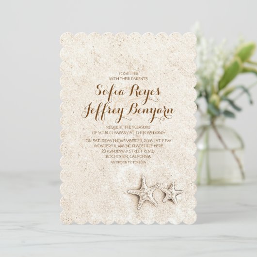 Casual elegante strandbruiloft uitnodigingen (Staand voorkant)