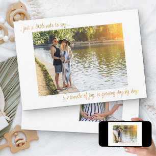 Casual handgeschreven notitie om 2 foto's te zegge aankondiging