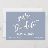 Casual Handschrift Typografie Dusty Blue Wedding Save The Date (Voorkant)