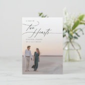 Casual kalligrafie budget foto bruiloft kaart (Staand voorkant)