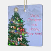 Casual kleurrijke versierde kerstboom keramisch ornament (Links)