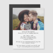 Casual moderne alles-in-één QR RSVP foto bruiloft Magnetische Uitnodiging (Voorkant / Achterkant)