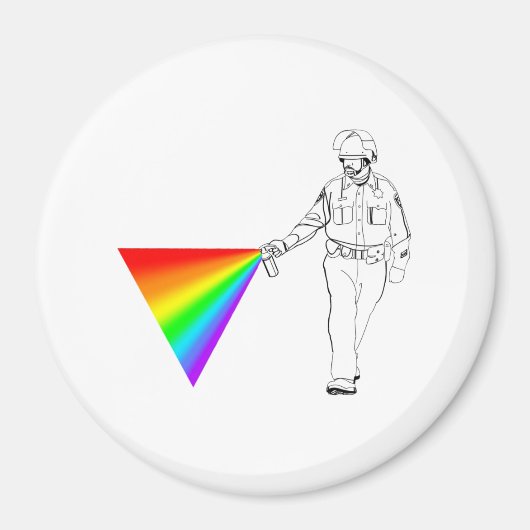 Casual Pepper Spray Cop Rainbow Magneet (Voorkant)
