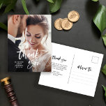 Casual script en foto | Bruiloft dank u Briefkaart<br><div class="desc">Deze eenvoudige en moderne bruiloft dank u briefkaarten voorzien van uw bruiloft foto op de voorkant,  met stijlvolle trendy casual script typografie. Voeg een persoonlijk bericht van bedankt toe aan de achterkant van de kaart.</div>