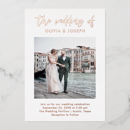 Casual script en foto | Huwelijk Roos Goud Folie Uitnodiging (Voorkant)