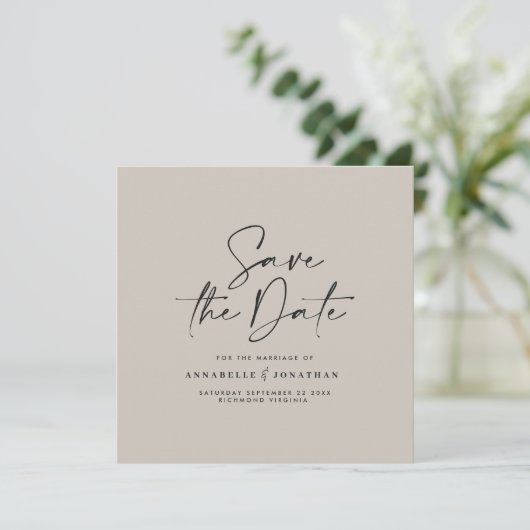 Casual script grijs modern minimal bruiloft save the date (Staand voorkant)