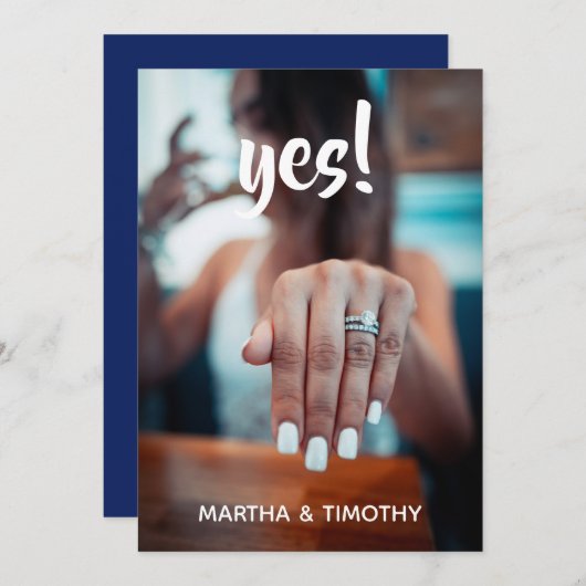 Casual script Ja! Foto Verloving Aankondiging (Voorkant / Achterkant)