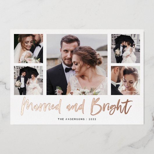 Casual Script Multi Photo Grid, gehuwd en helder Folie Feestdagenkaart (Voorkant)