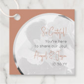 Casual Terra Cotta Modern trouwfoto Bedankjes Labels (Voorkant)