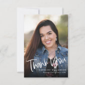 Casual trendy handgeschreven script Afstuderen fot Bedankkaart (Voorkant)