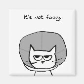 Cat and the Cone of Shame - Funny Cat Magnet (Voorkant)