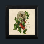 Cat Christmas Merry Holly Kat Antiek kunst Cadeaudoosje<br><div class="desc">Een heel vrolijk kat kerst! Deze lieve kleine kat is uit de jaren 1800,  en kijkt uit door een spray van feestelijke kerst holly bladeren.</div>