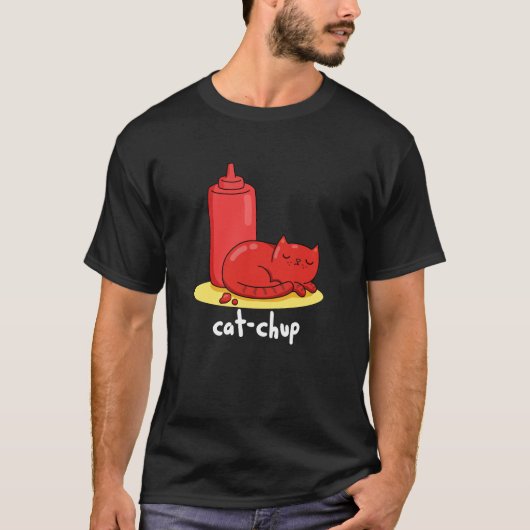 Cat-chup Funny Red Ketchup Cat Pun Dark BG T-shirt (Voorkant)