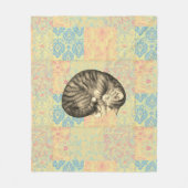 Cat curled up sleeping on quilt cute cozy fleece deken (Voorkant)