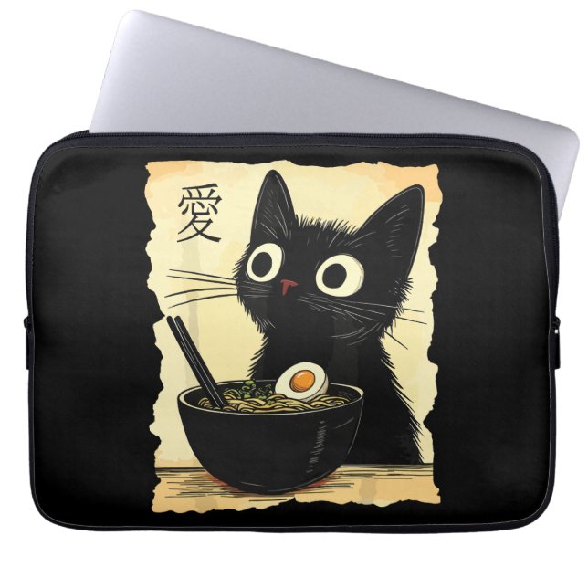 Cat eating ramen  laptop sleeve (Voorkant)