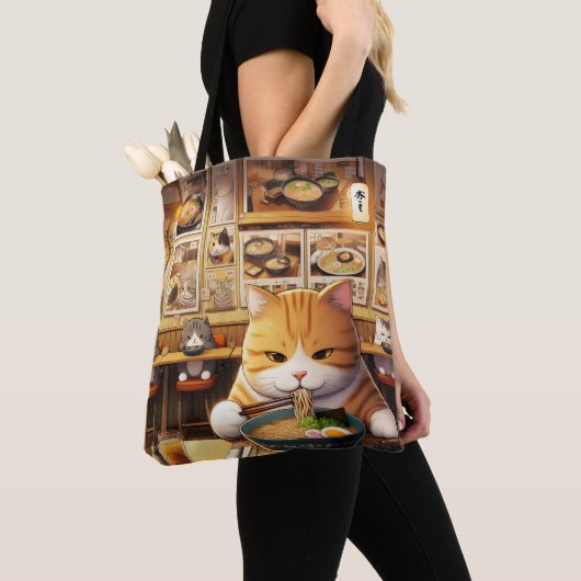 Cat Eating Ramen v1 Tote Bag (Dichtbij)