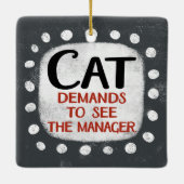 Cat eist Ornament van manager te zien (Achterkant)