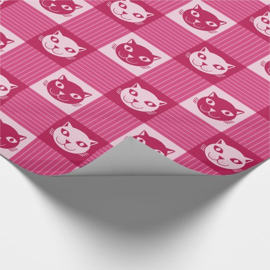 Cat Face Pink Gingham Pattern Cute Cadeaupapier (Hoek)