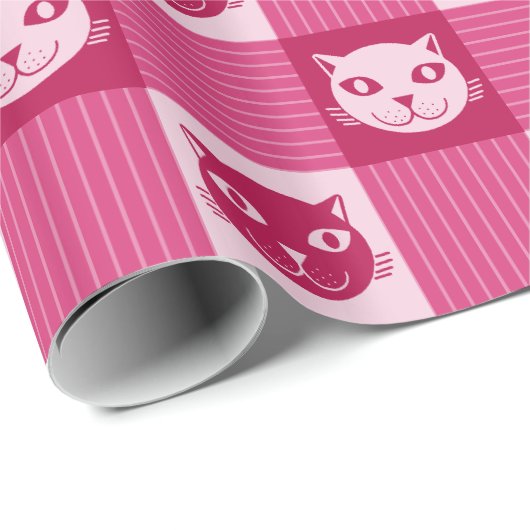 Cat Face Pink Gingham Pattern Cute Cadeaupapier (Rol Hoek)