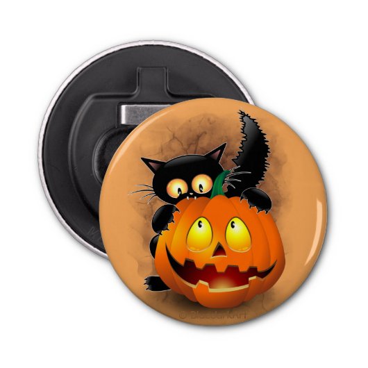 Cat Fun Halloween Character biting a Pumpkin   Button Flesopener (Voorkant)
