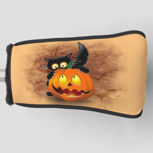 Cat Fun Halloween Character die op een pompoen tik Golfheadcover (Voorkant)