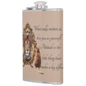 Cat Gazing Mirror Lion Inspirerend tekst  Heupfles (Links)