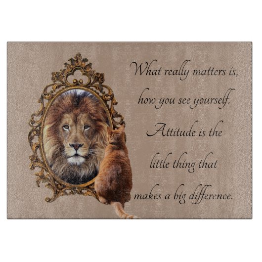 Cat Gazing Mirror Lion Inspirerend tekst Snijplank (Voorkant)