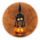 Cat Halloween Scared Cartoon op pompoen Keramische Knop (Voorkant)