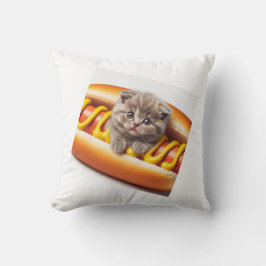 cat in hot dog and mustard kussen