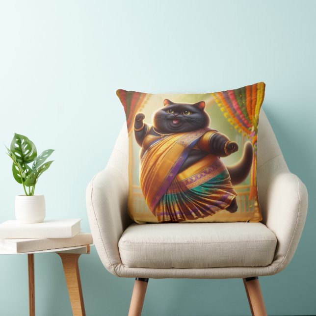 Cat in Indian clothes and dancing Kussen (Stoel)