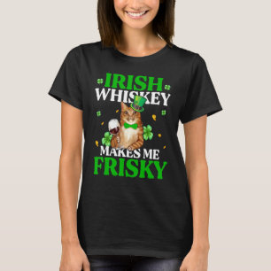 Cat Irish Whiskey Makes Me Vrisky St Patrick's Day T-shirt