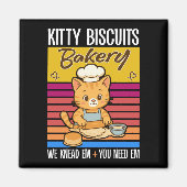 Cat Kneading Baker Kitty Biscuits We Knead Em You Magneet (Voorkant)