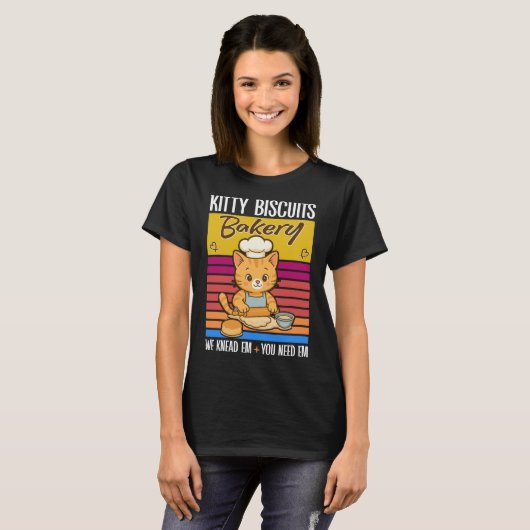 Cat Kneading Baker Kitty Biscuits We Knead Em You T-shirt (Voorkant volledig)