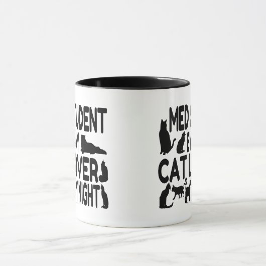Cat Lover Med Student Mok (Midden)