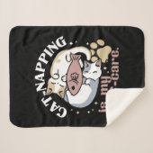 Cat-Napping is mijn zelfzorg Schattigee Cat Quote Sherpa Deken (Voorkant (horizontaal))