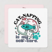 Cat-Napping is mijn zelfzorg: Schattigee slaperige Feestdagenkaart (Voorkant / Achterkant)