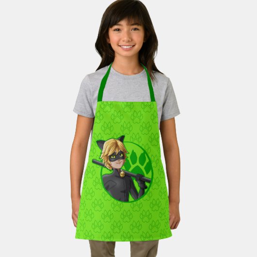 Cat Noir Green Badge Schort (Insitu)